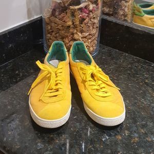 Onitsuka Tiger Asics Sneakers women Size 10.5  men 9